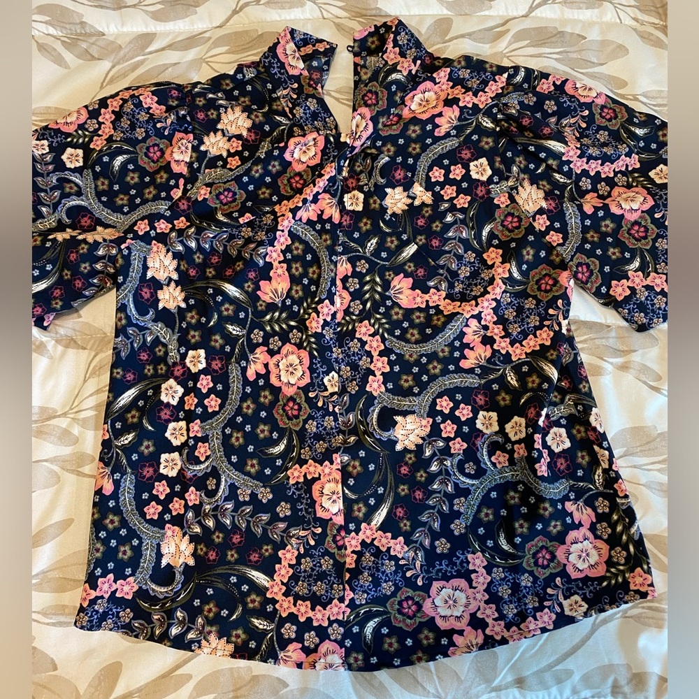 LOFT Navy Floral Short Sleeve Top - Size XS
